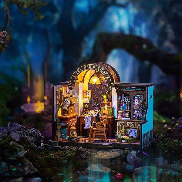 Rolife The Magic Study - Maison Miniature | Moshi Moshi Paris