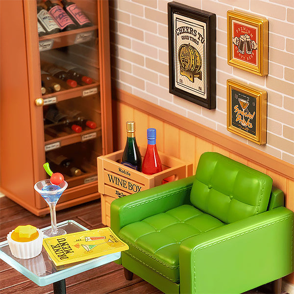 Rolife Leisurely Cheers Bar - Maison Miniature | Moshi Moshi