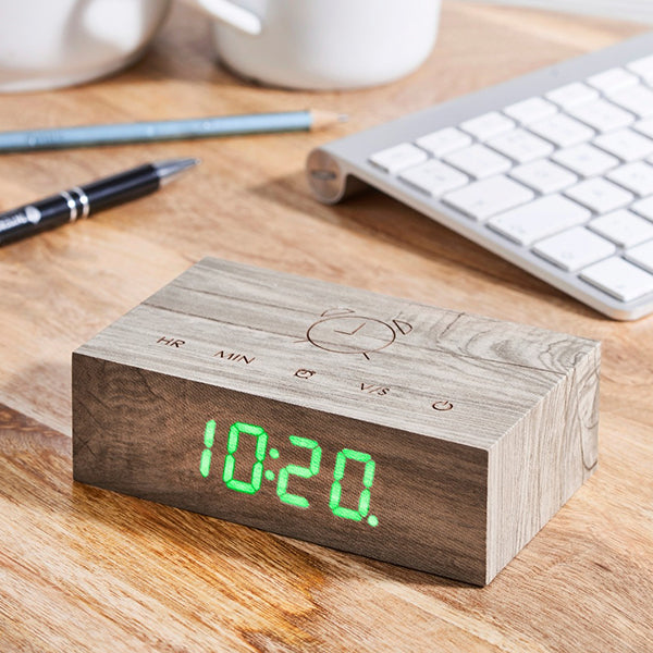 Réveil Click Clock Tactile Gingko - Frene Bois | Moshi Moshi Paris