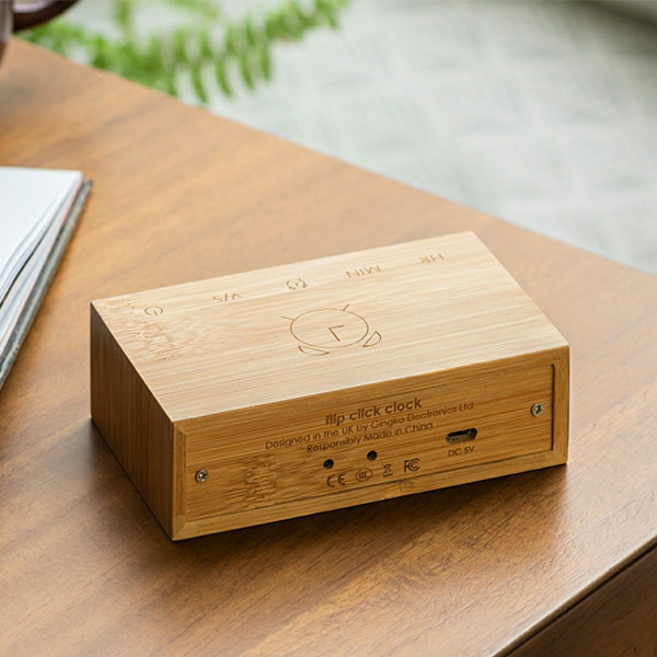 Reveil Flip Click Clock Gingko - Bois Bambou | Moshi Moshi Paris