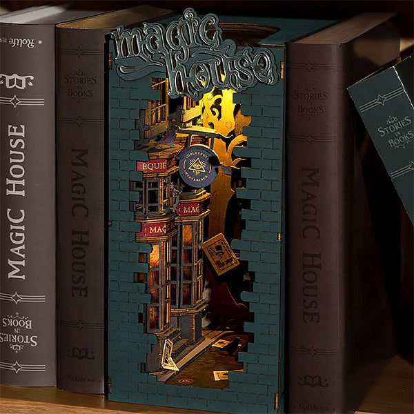 Rolife Magic House - DIY Book Nook | Moshi Moshi Paris