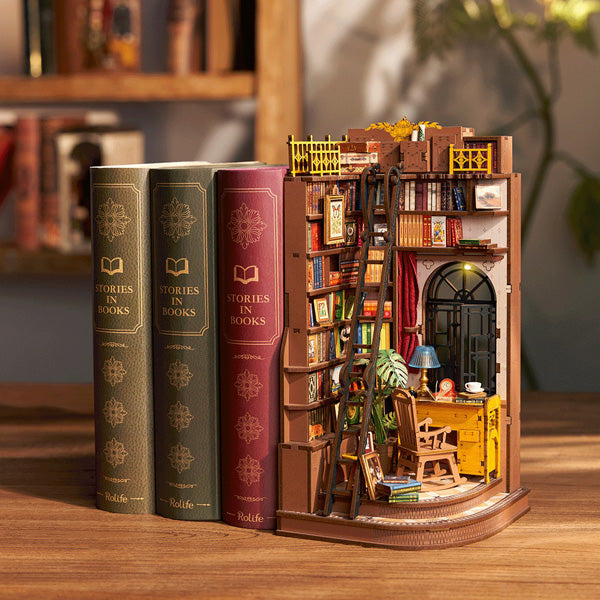 Rolife Silent Corner Study - Diy Book Nook | Moshi Moshi Paris