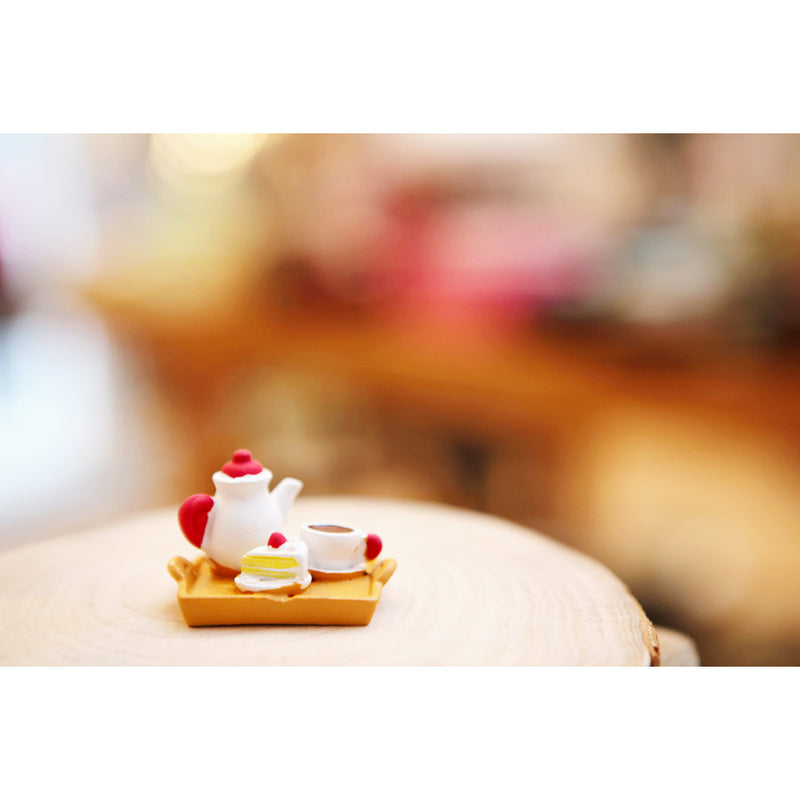 Mini Figurine - Tea Time