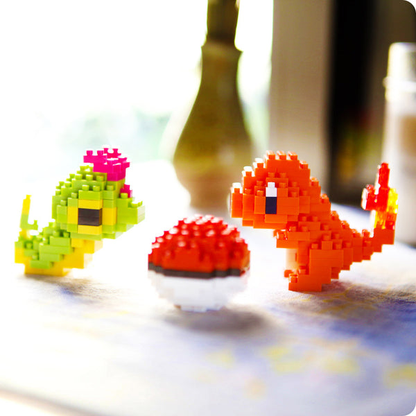 nanoblock pokemon - salameche et chenipan