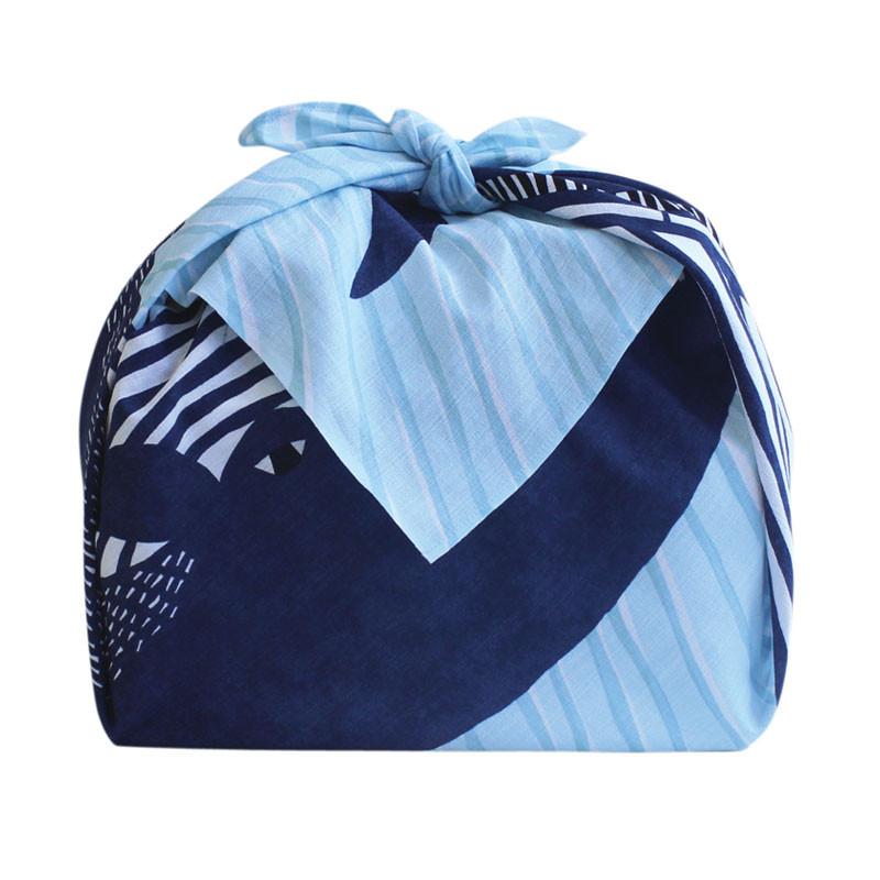 Furoshiki Baleine Bleue, 104x104cm