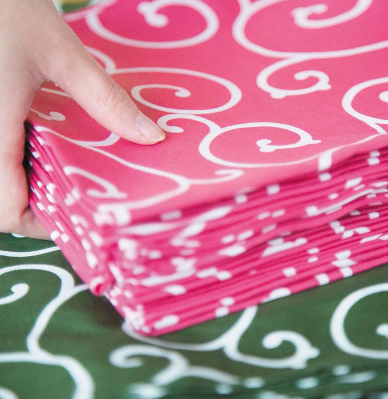 Furoshiki Karakusa Vert - Tissu emballage Cadeaux | Moshi Moshi Paris Japon